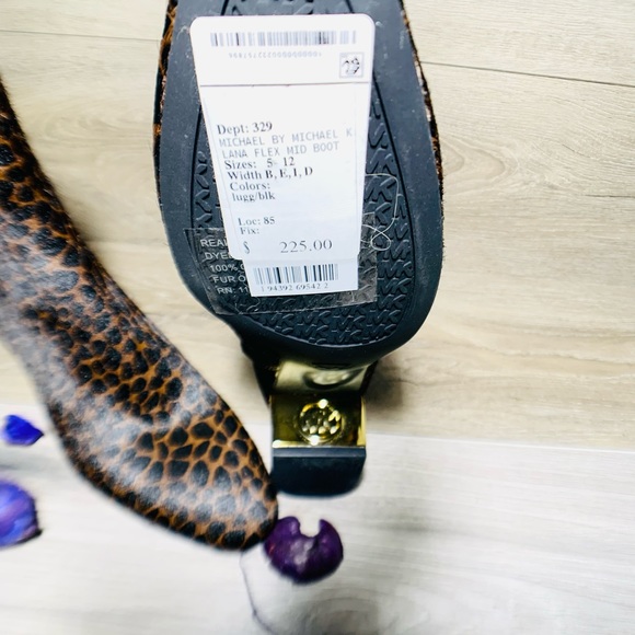 Michael K. Real fur boots - Picture 2 of 3